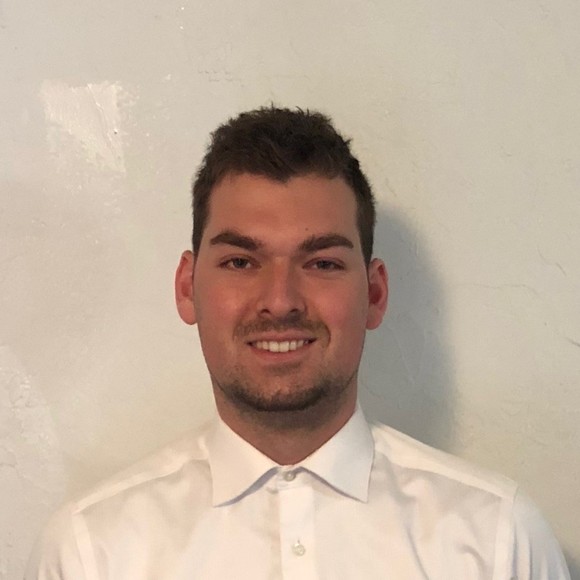 Meet your Posher, Robert - Picture 1 of 1